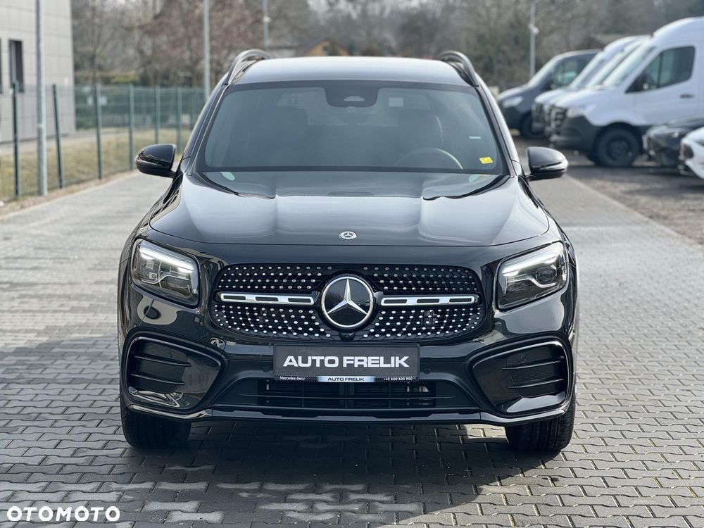 Mercedes-Benz GLB 200 AMG Line 7G-DCT - 4