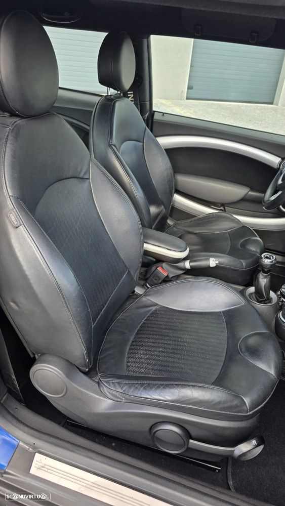 MINI 3 Portas Cooper D - 7