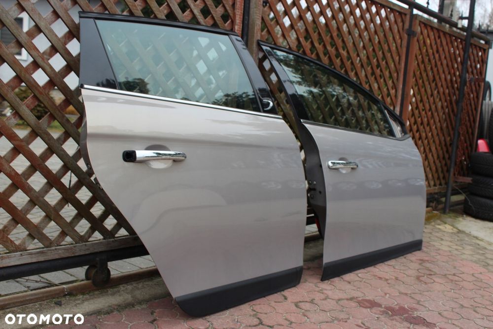 Drzwi Prawe Przednie Tylne Lancia Delta III - 4