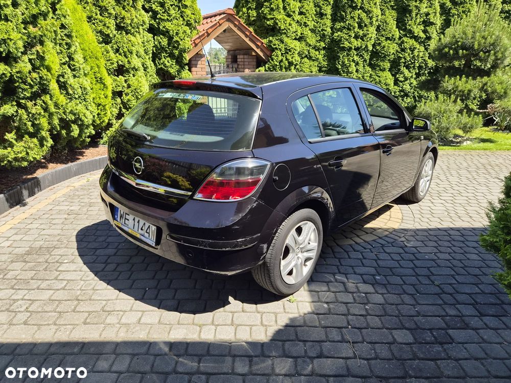 Opel Astra 1.4 - 4