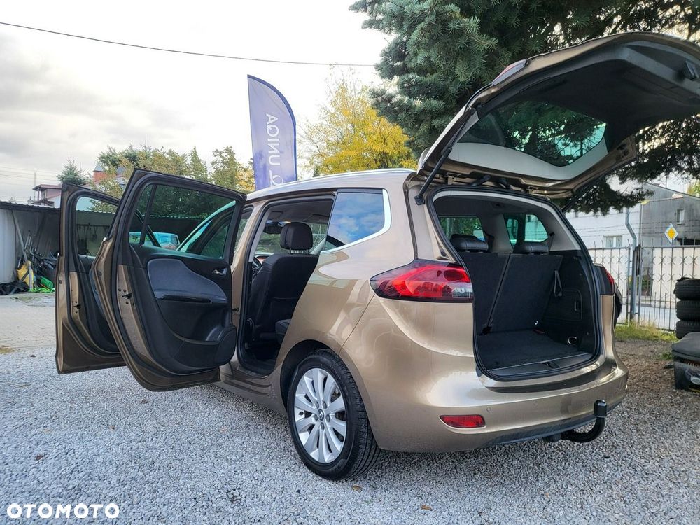 Opel Zafira 2014