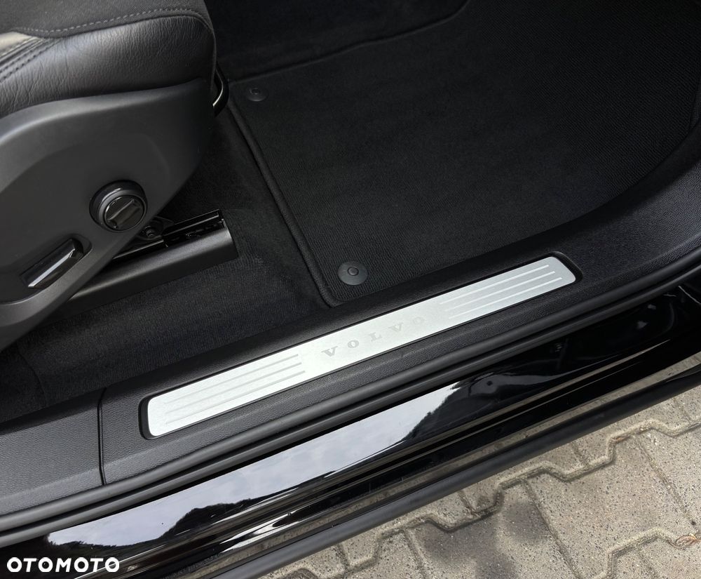 Volvo XC 60 D3 Momentum - 26