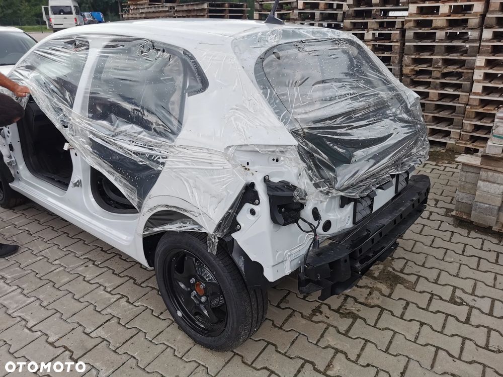 Renault Clio - 8