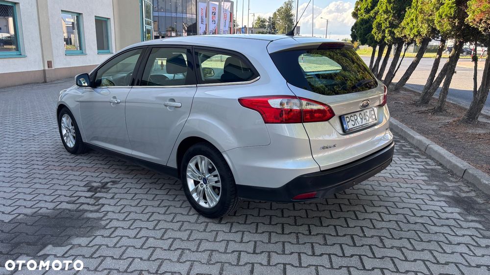 Ford Focus 1.0 EcoBoost STart-Stopp-System TITANIUM - 4