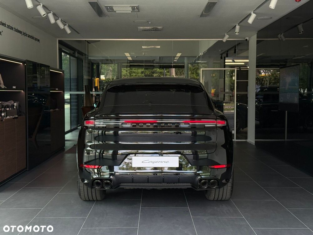 Porsche Cayenne - 6