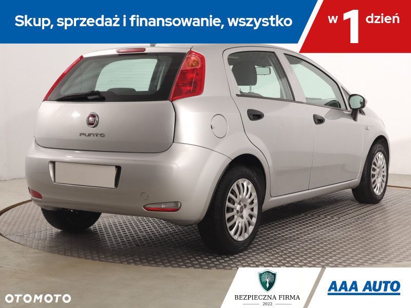 Fiat Punto 2012 - 7