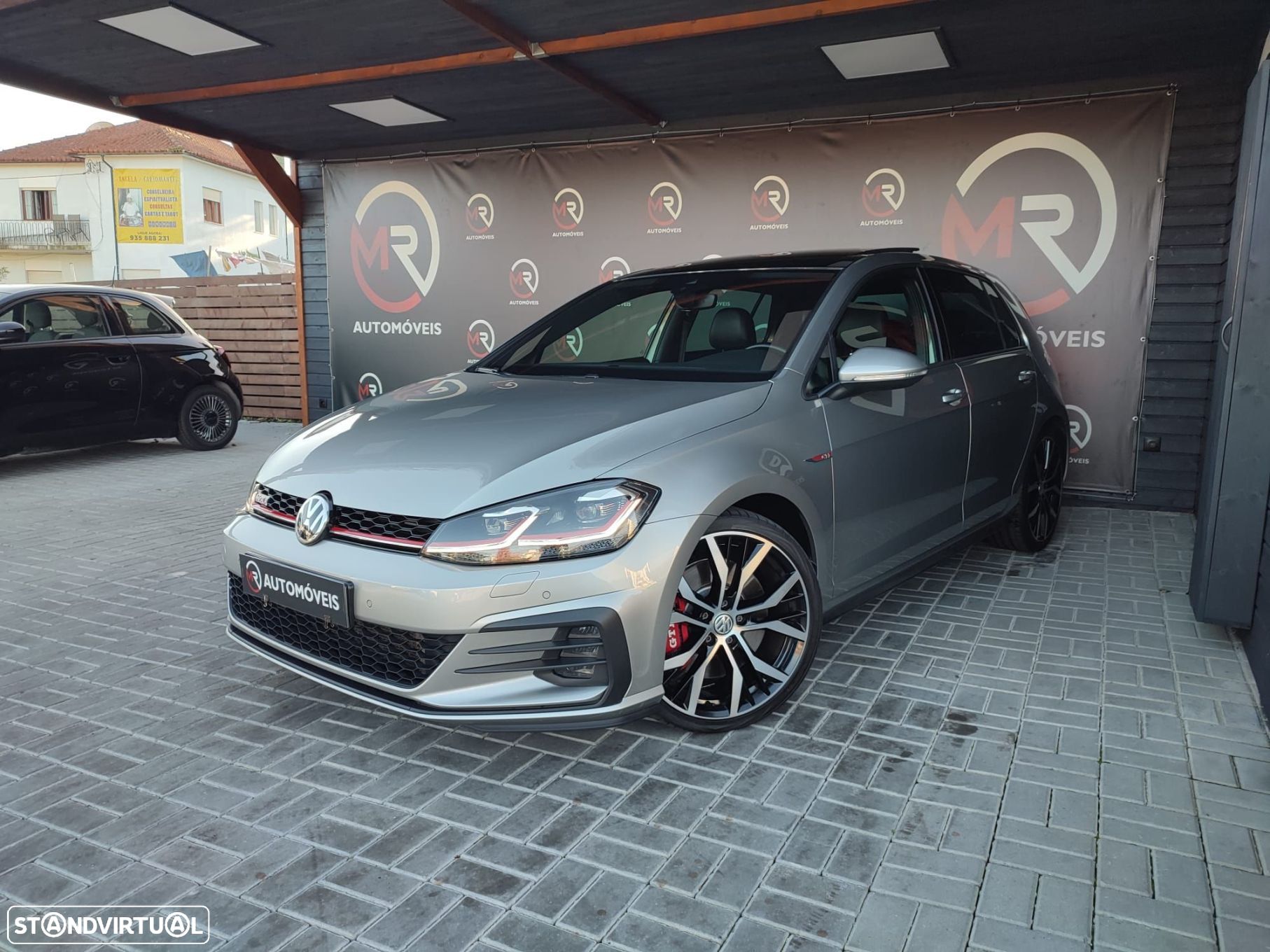 VW Golf 2.0 TSI GTI DSG Performance - 1