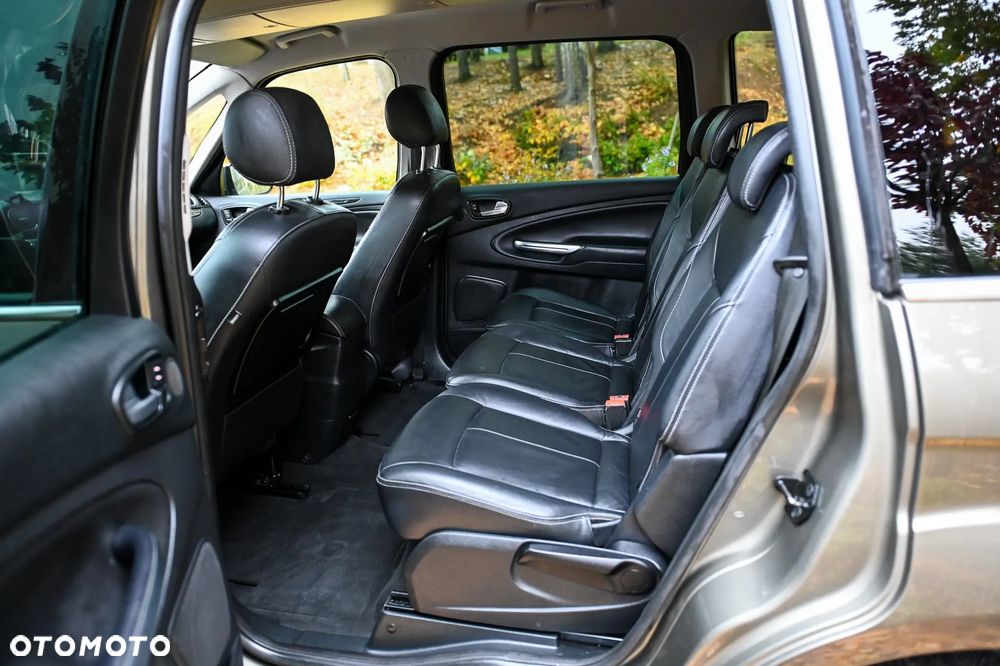 Ford Galaxy 2.0 TDCi Titanium - 12