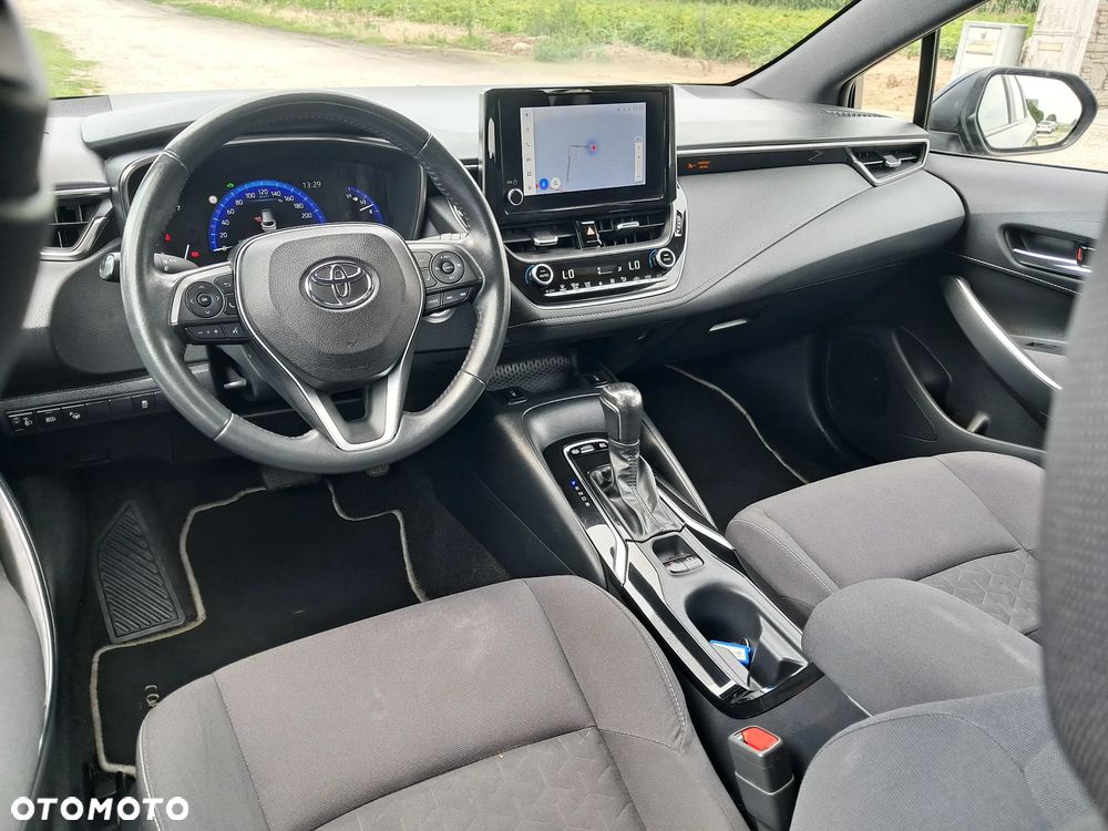 Toyota Corolla 1.8 Hybrid Active - 18
