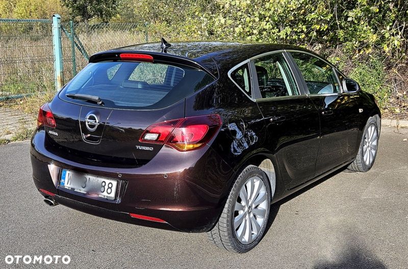 Opel Astra 1.4 T Cosmo - 16