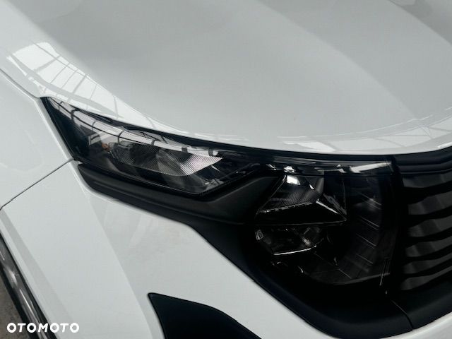 Ford Transit Courier Van - 3