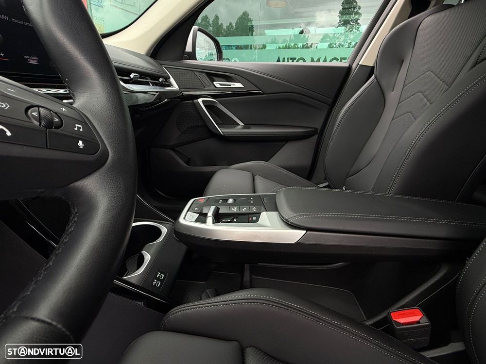 BMW iX1 xDrive30 - 14