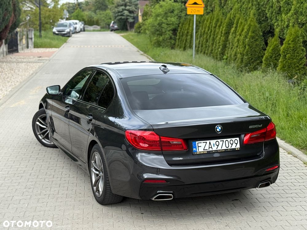 BMW Seria 5 520d M Sport - 18