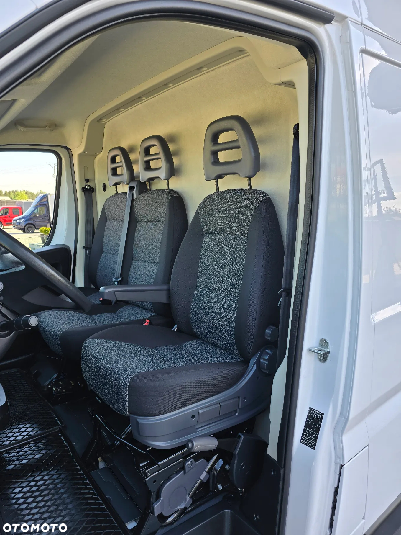 Fiat DUCATO L2H2 SILNIK IVECO 2,3 120KM 22 Tyś km SERWIS ASO FIAT DO OSTATNIEGO Km SALON PL STAN NOWY NOWY NOWY ŁADOWNOŚC 1235Kg KLIMA ELEKTRYKA CZUJNIKI COFANIA - 29