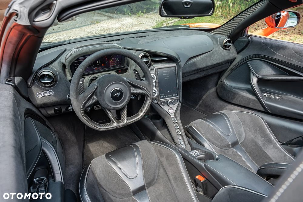 McLaren 720S Spider Performance - 39