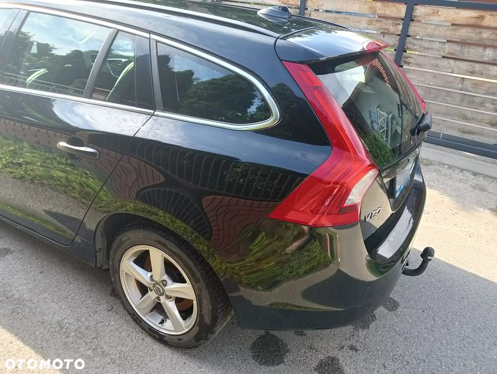 Volvo V60 D3 Summum - 15