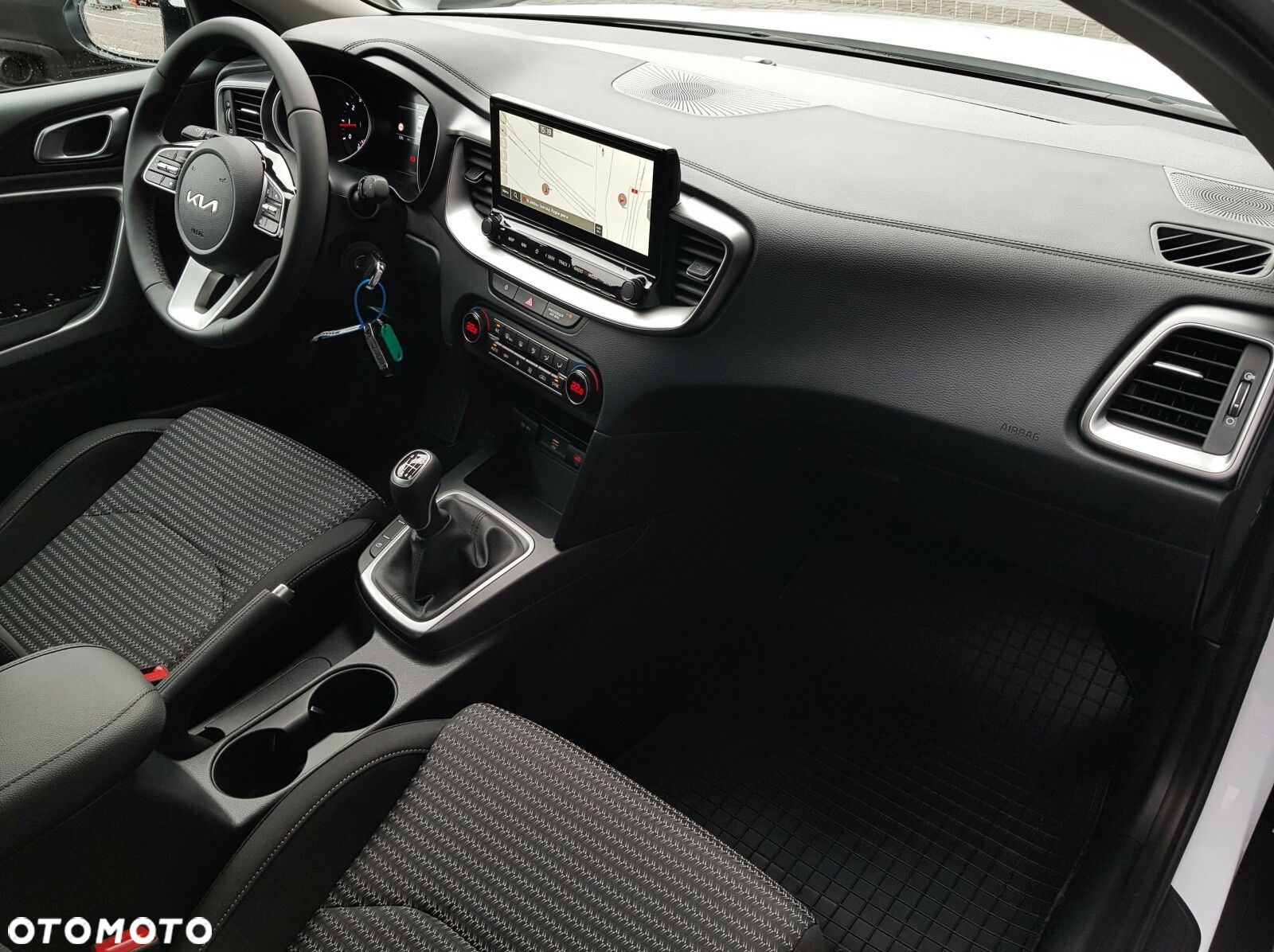 Kia XCeed 1.5 T-GDI M - 21