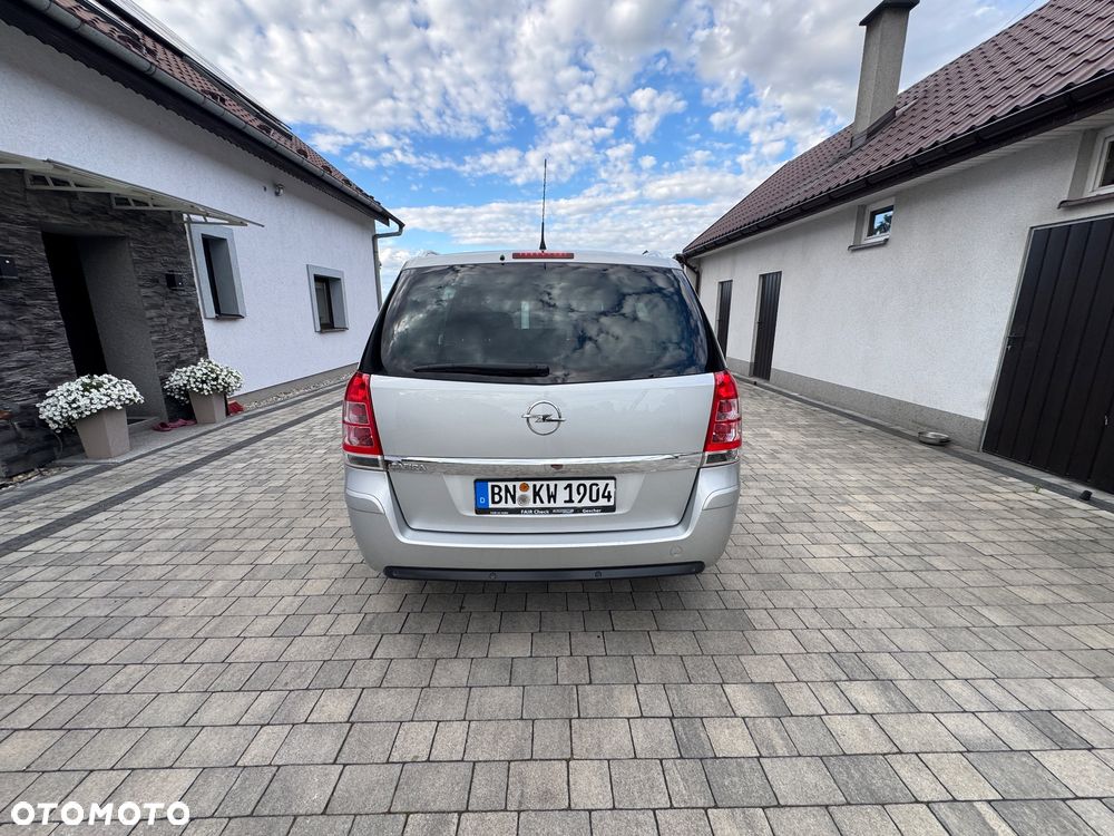 Opel Zafira 1.8 Innovation - 15