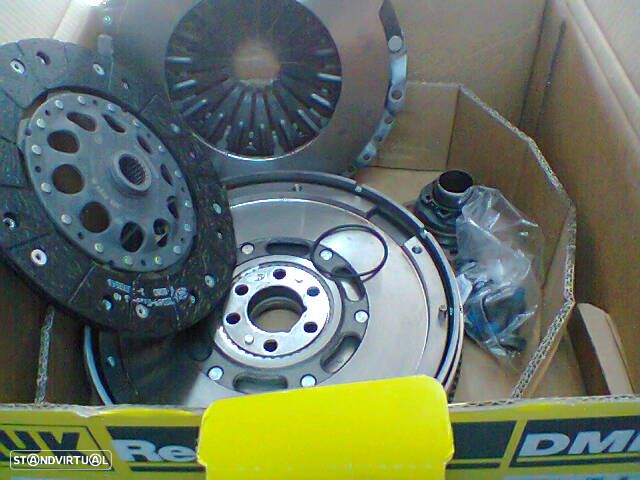 Kit de embraiagem completo Audi A4 AWX LUK NOVO 600004000 - 2