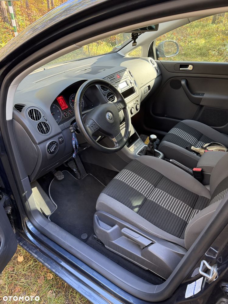 Volkswagen Golf Plus - 13