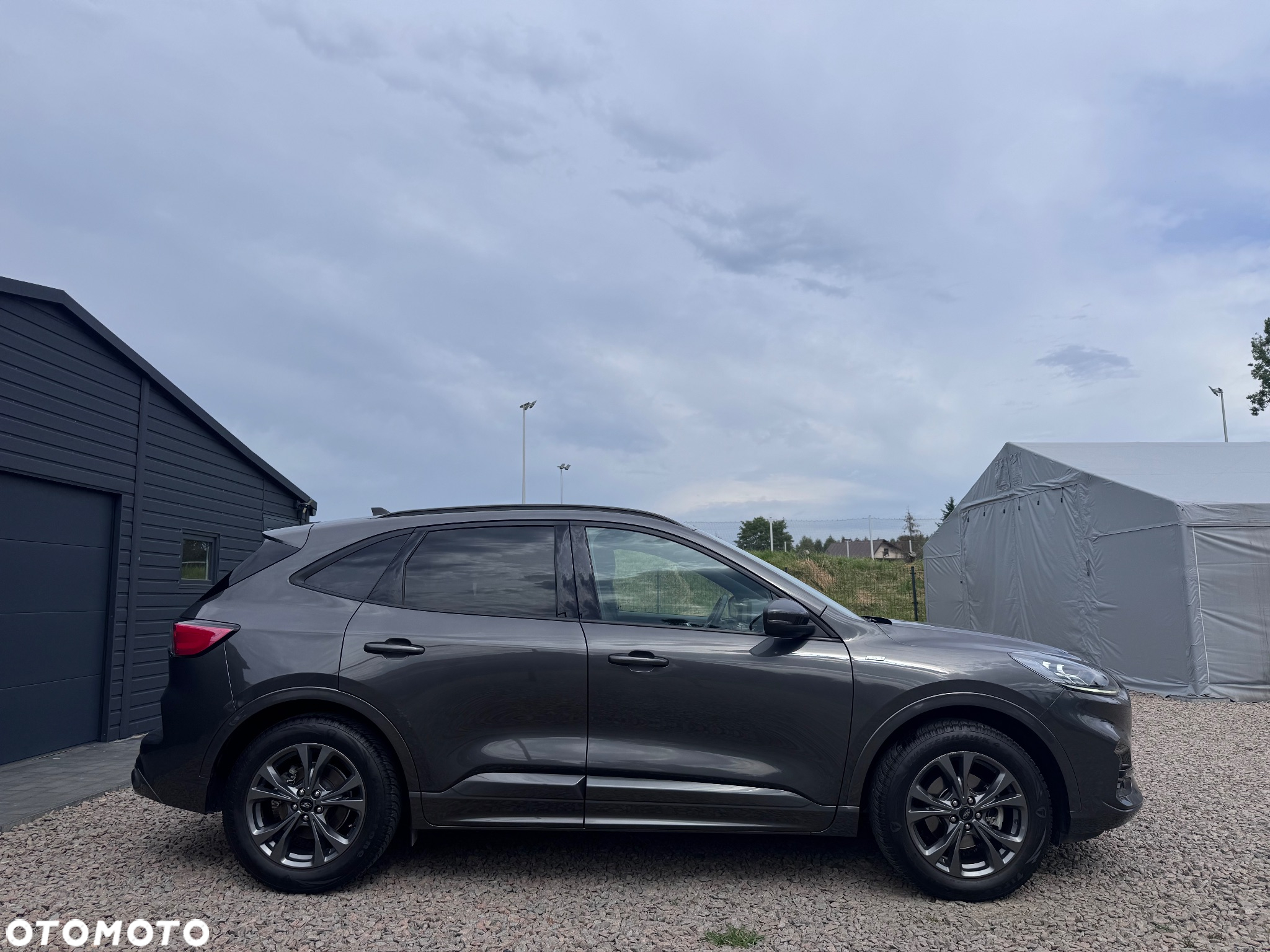 Ford Kuga 2.0 EcoBlue 4x4 ST-LINE X - 10