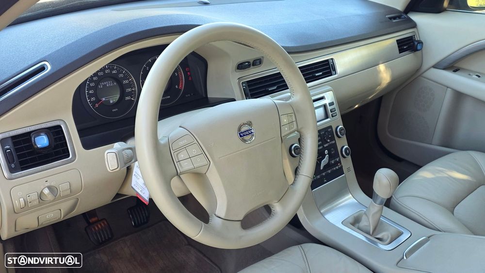 Volvo V70 2.0 D Summum - 9