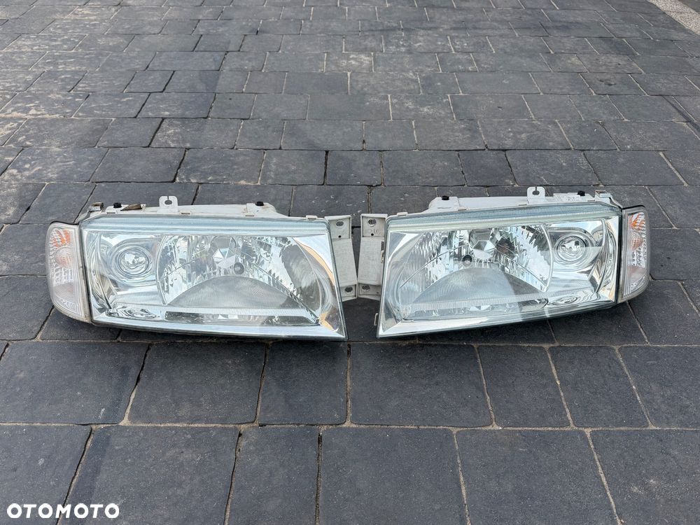 LAMPY PRZÓD SKODA OCTAVIA LEWA PRAWA ORGINAŁ 96-10