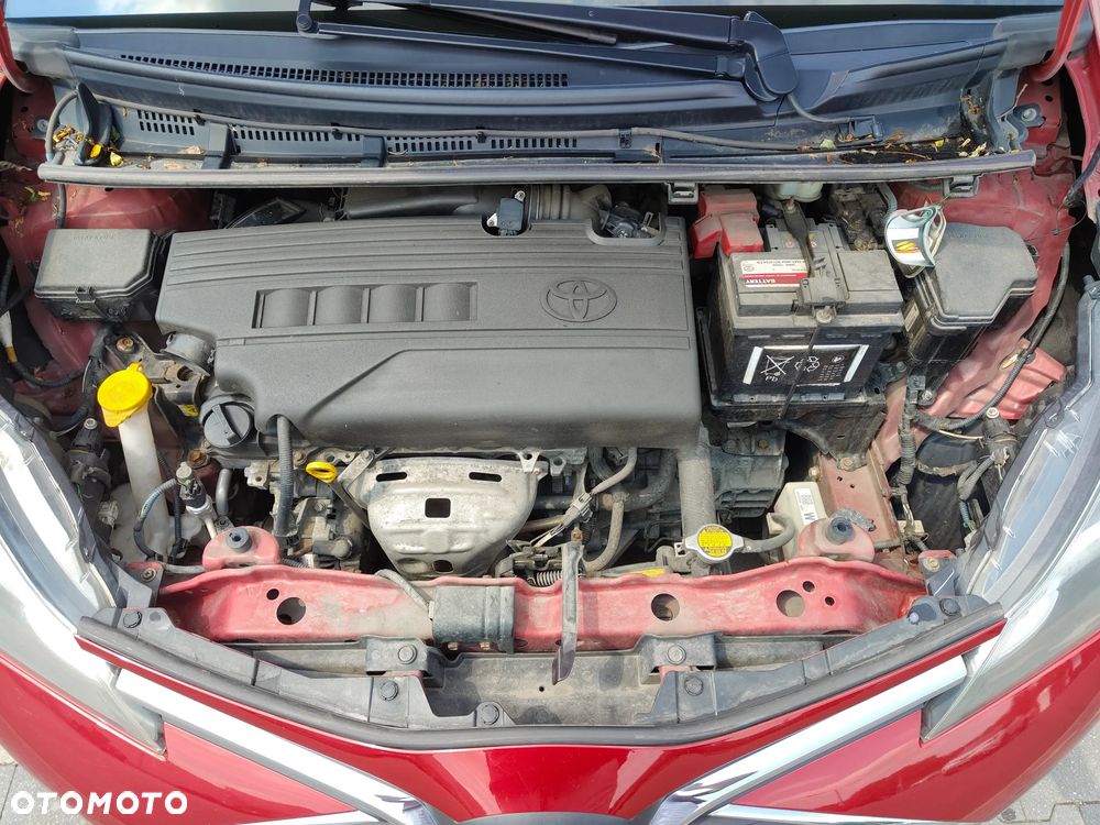 Toyota Yaris 1.33 Premium EU6 - 19