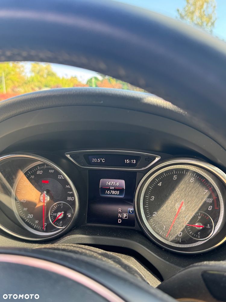 Mercedes-Benz GLA 250 7G-DCT Style - 13