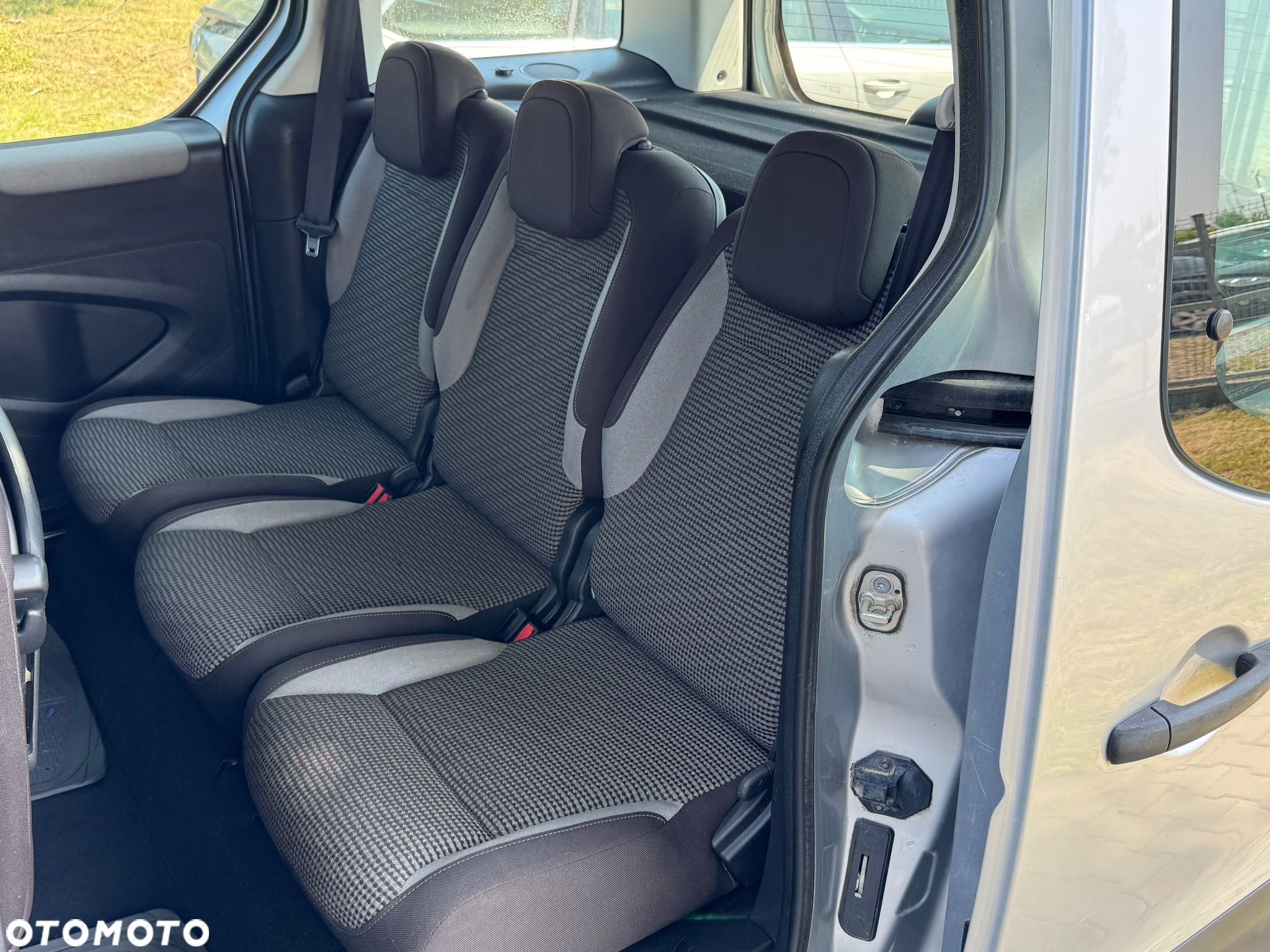 Peugeot Partner 1.6 HDi Outdoor - 12