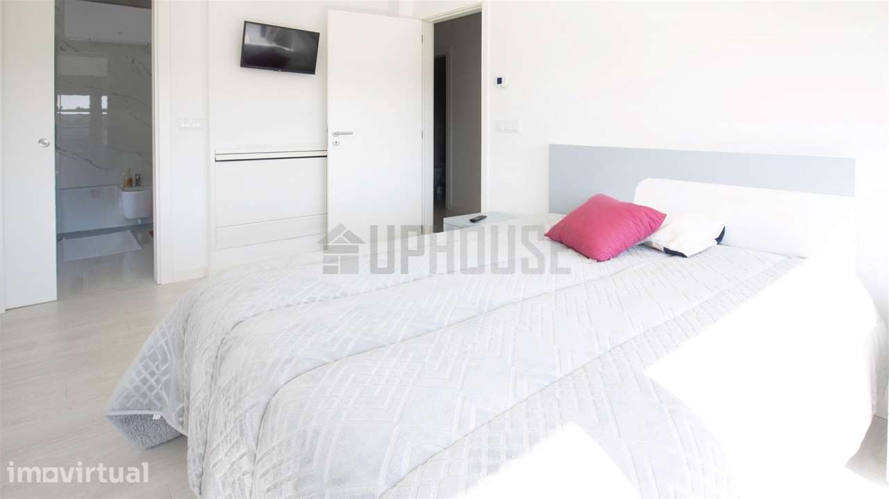 Moradia Isolada T3 com Garagem, 550 m² de Terreno e Anexo em Pedra - Grande imagem: 4/15