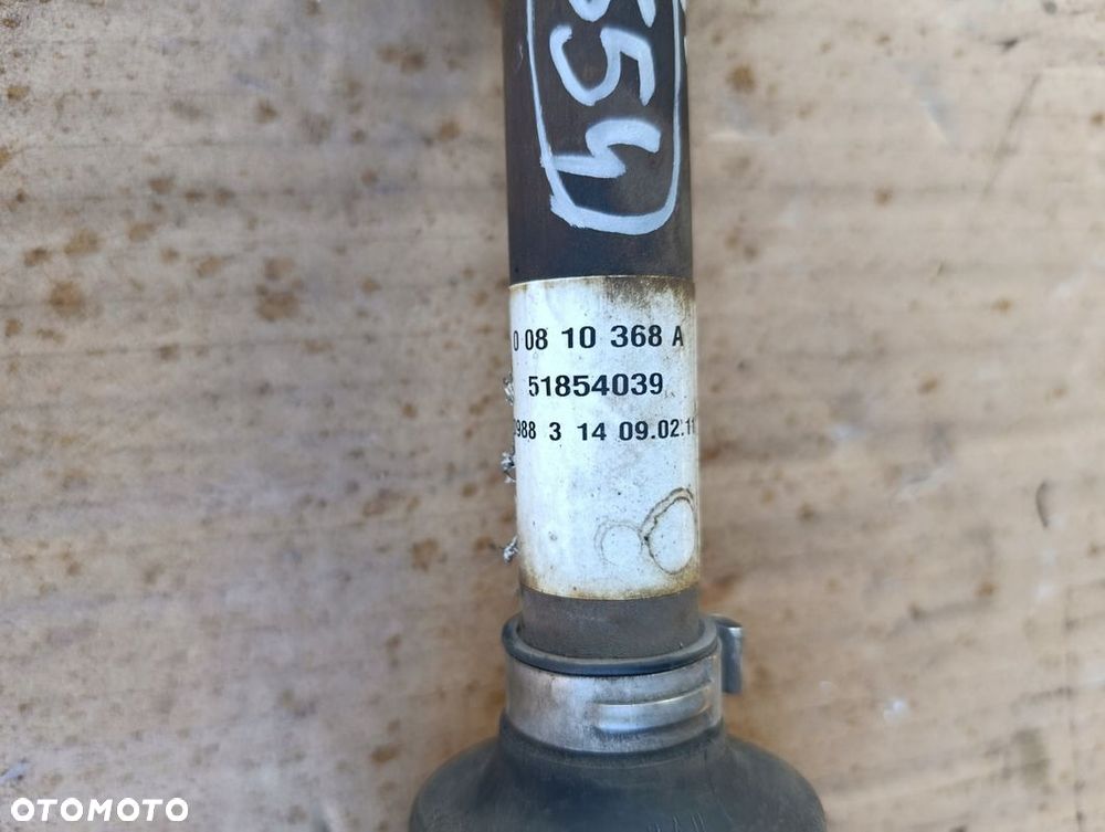 FIAT 500 1.3 D PÓŁOŚ LEWA PRZÓD PRZEDNIA MANUAL 51854039 - 2