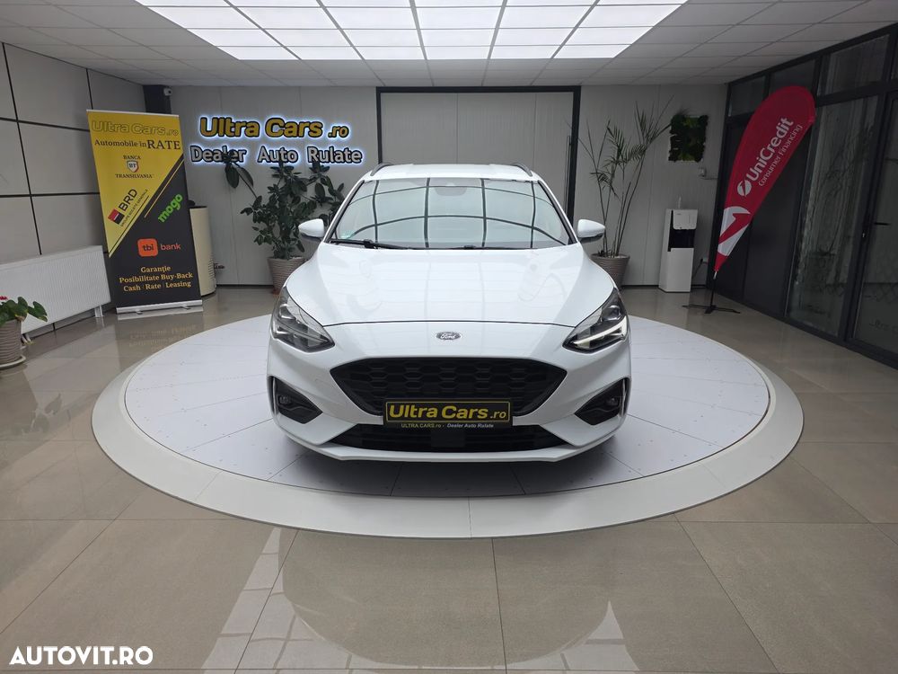 Ford Focus - 1