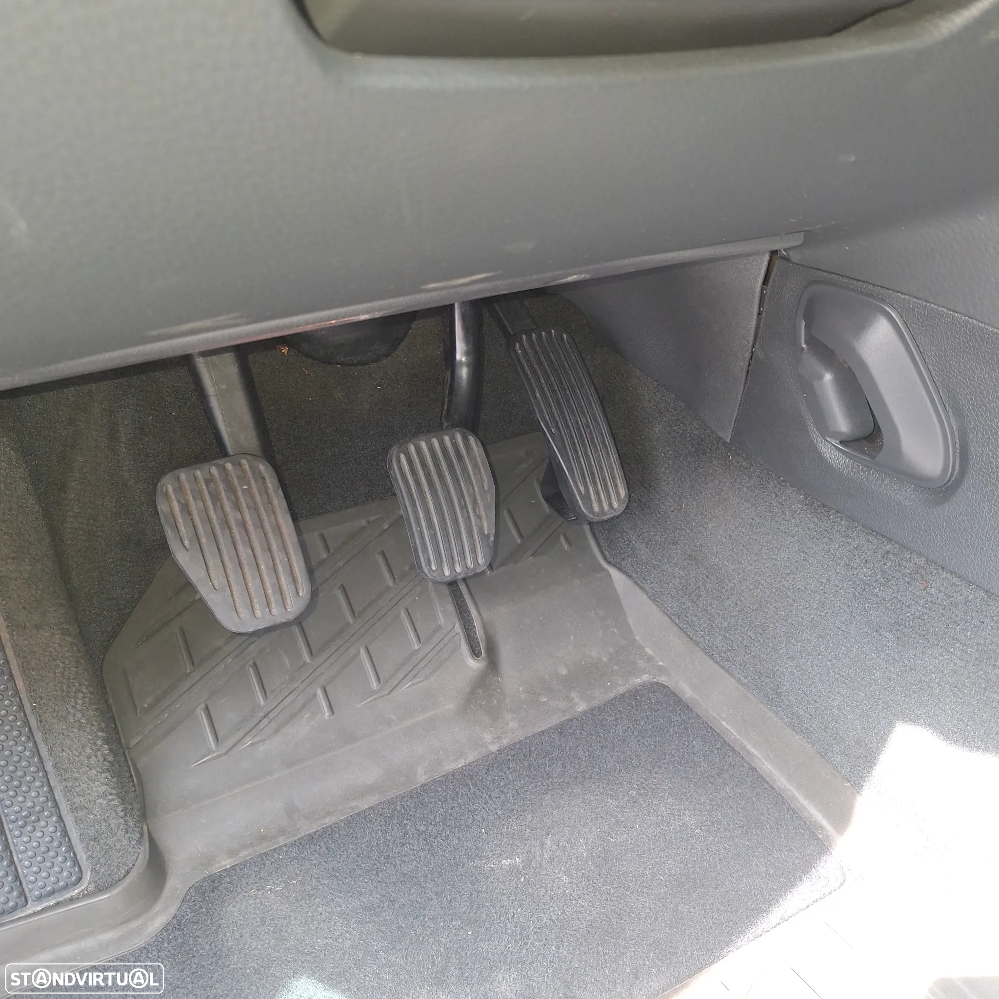 Volvo V70 2.0 T - 11