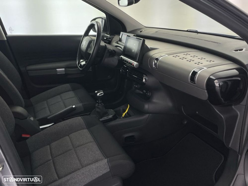 Citroën C4 Cactus 1.5 BlueHDi Shine Pack - 23