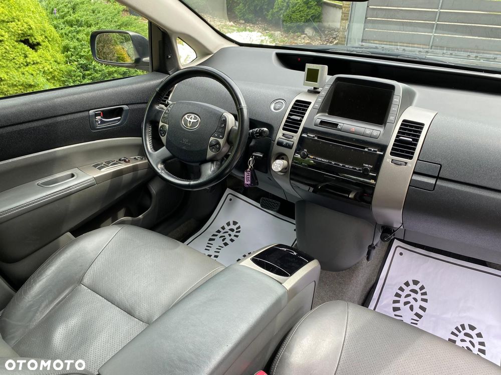 Toyota Prius 1.5 VVT-i Sol - 19