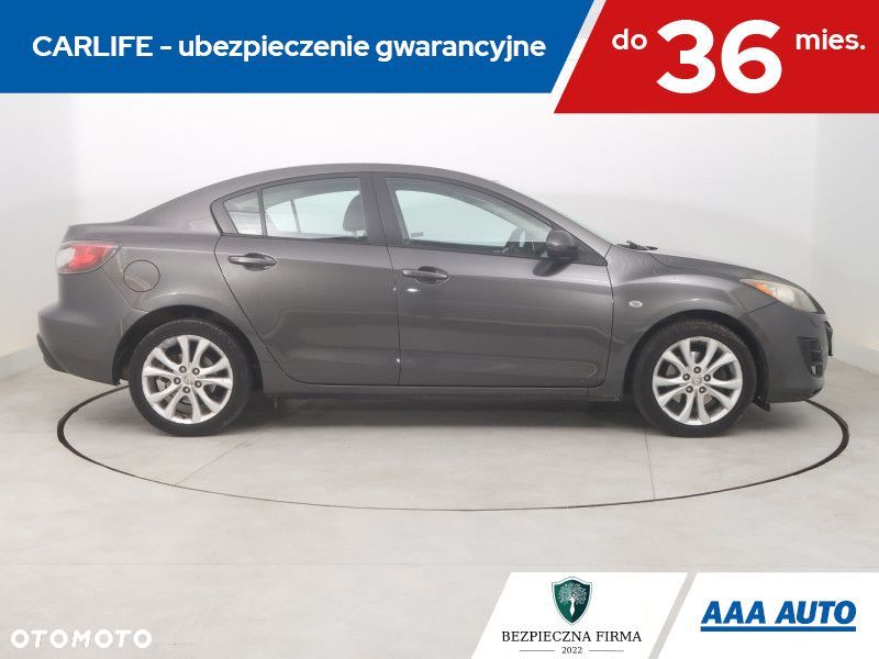 Mazda 3 - 8