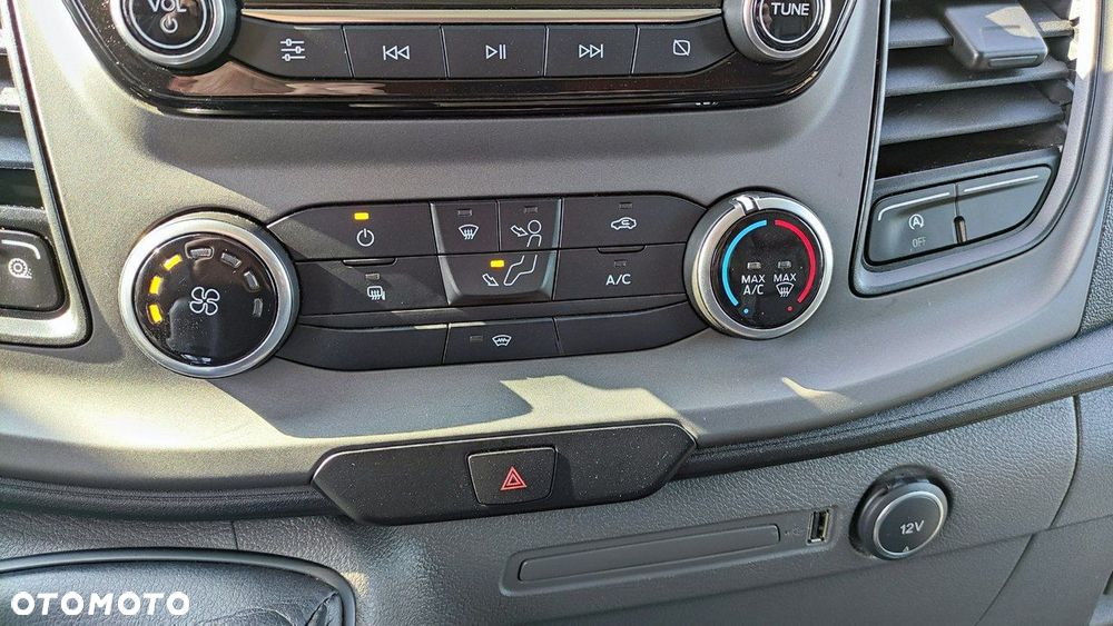 Ford Transit Custom - 37