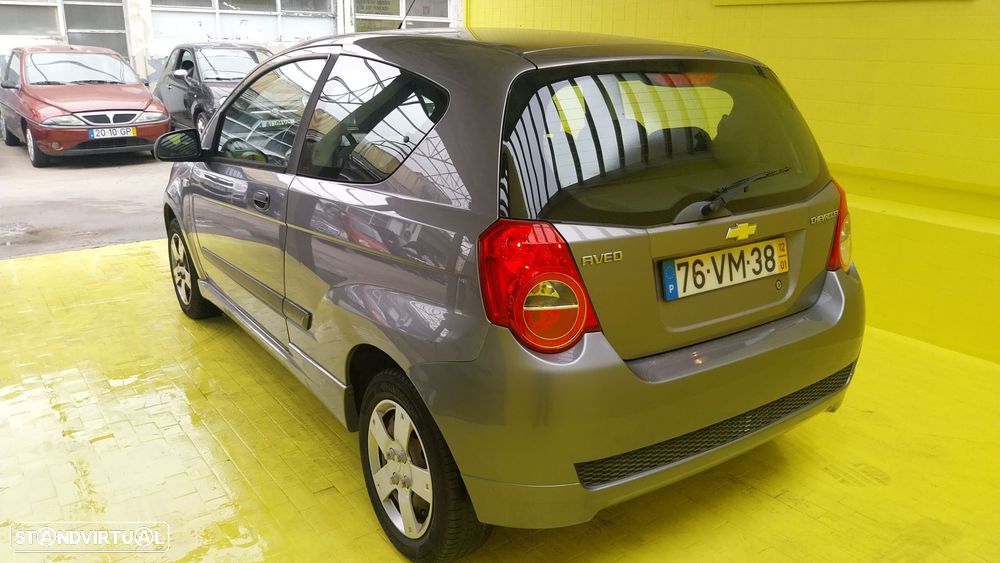 Chevrolet Aveo 1.2 LT - 17
