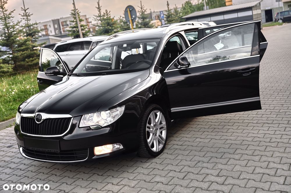 Skoda Superb 2.0 TDI DSG Exclusive - 22