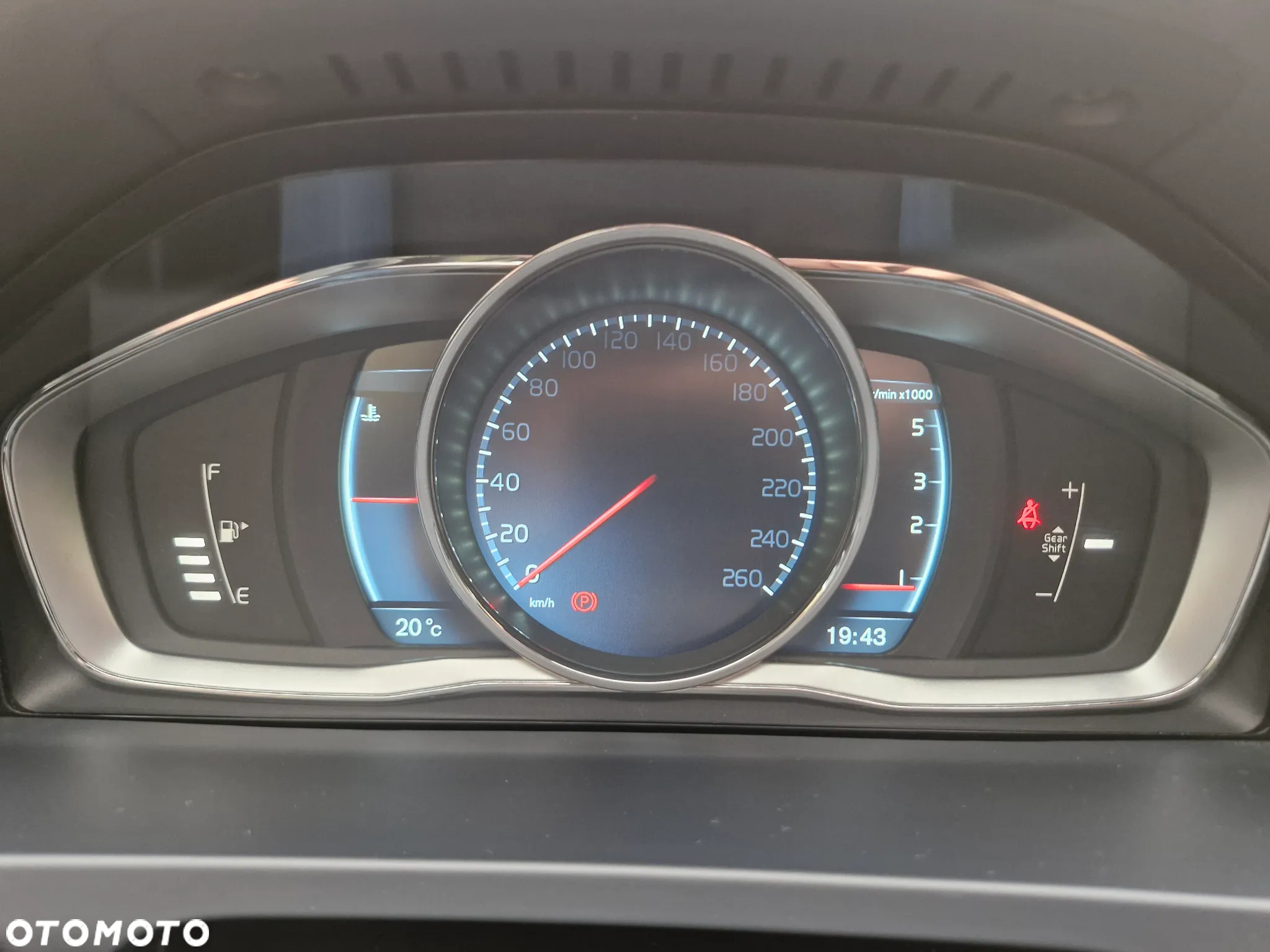 Volvo V60 D3 Momentum - 20