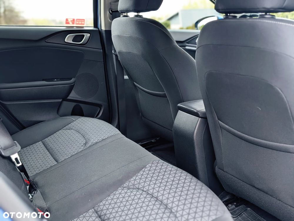 Kia Ceed 1.4 T-GDI M - 11