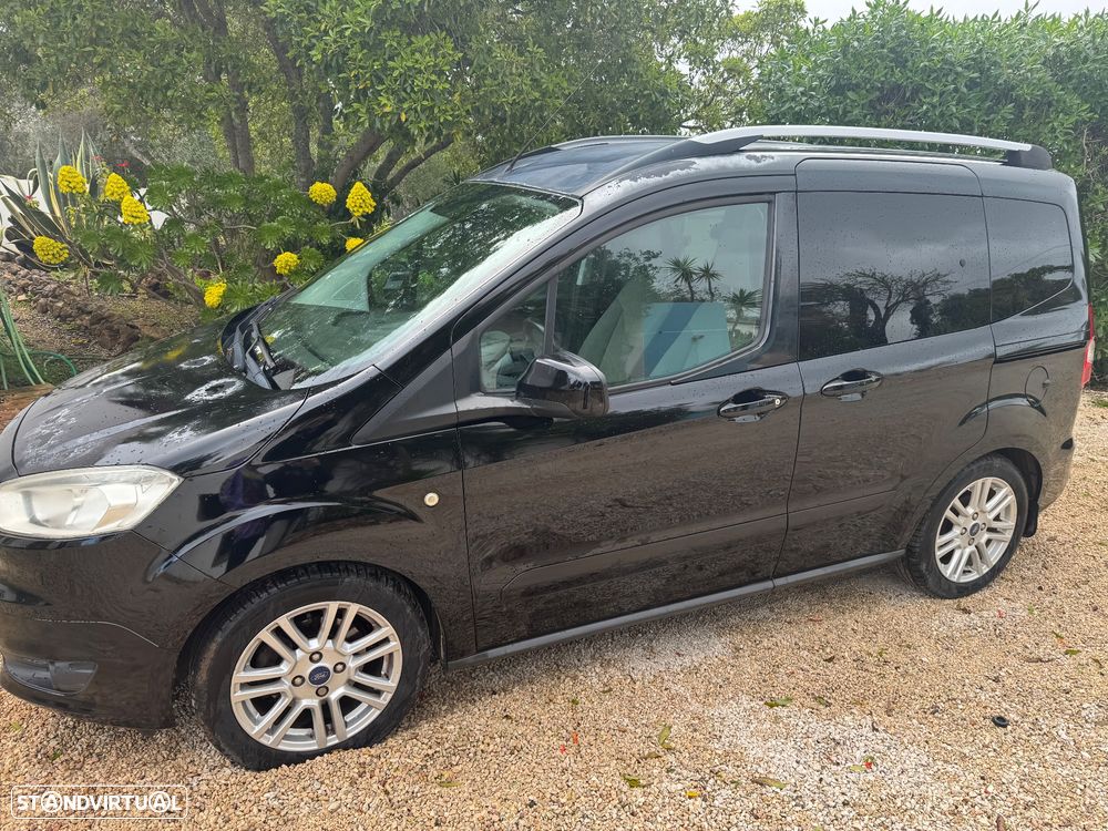 Ford Tourneo Courier 1.0 EcoBoost Titanium - 2