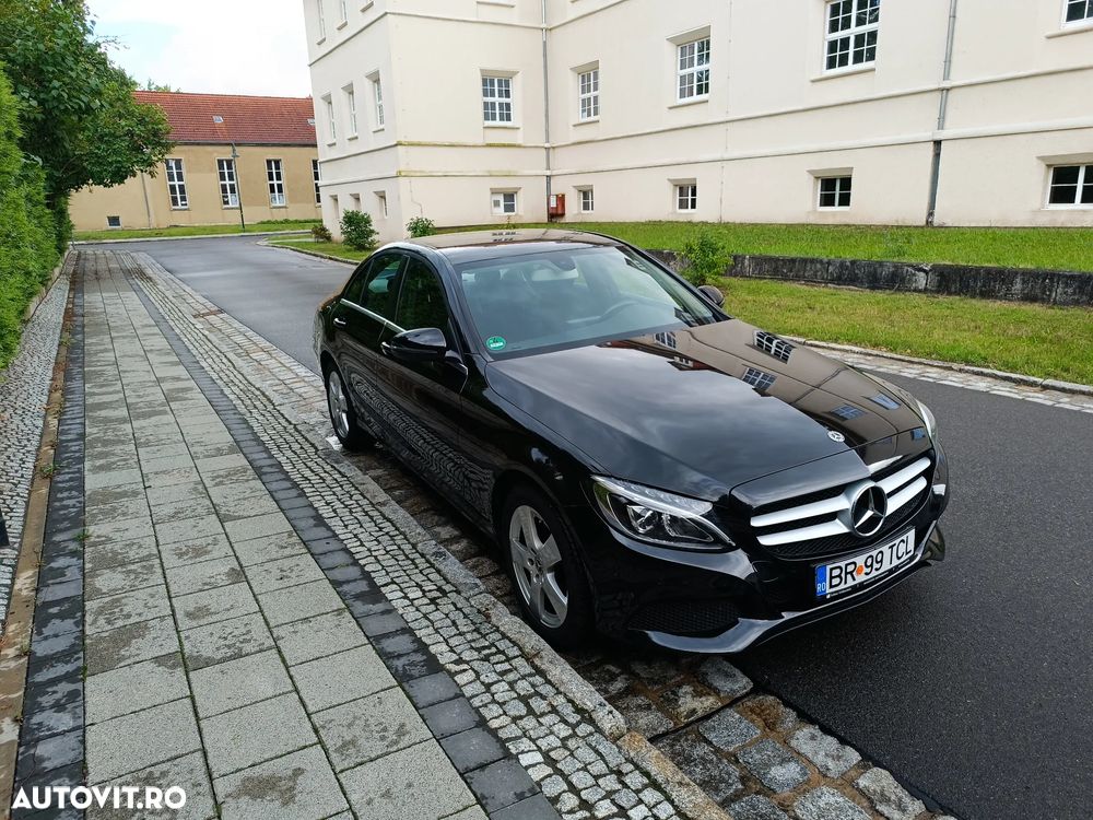 Mercedes-Benz C 220 d 4Matic 9G-TRONIC Avantgarde - 3