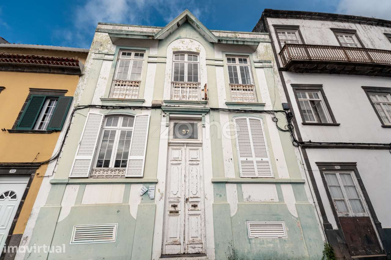 Prédio para Reabilitação no Centro Histórico de Ponta Delgada - Grande imagem: 3/18