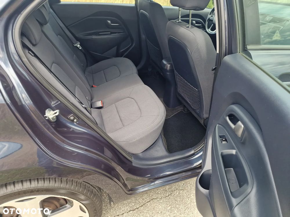 Kia Rio - 28