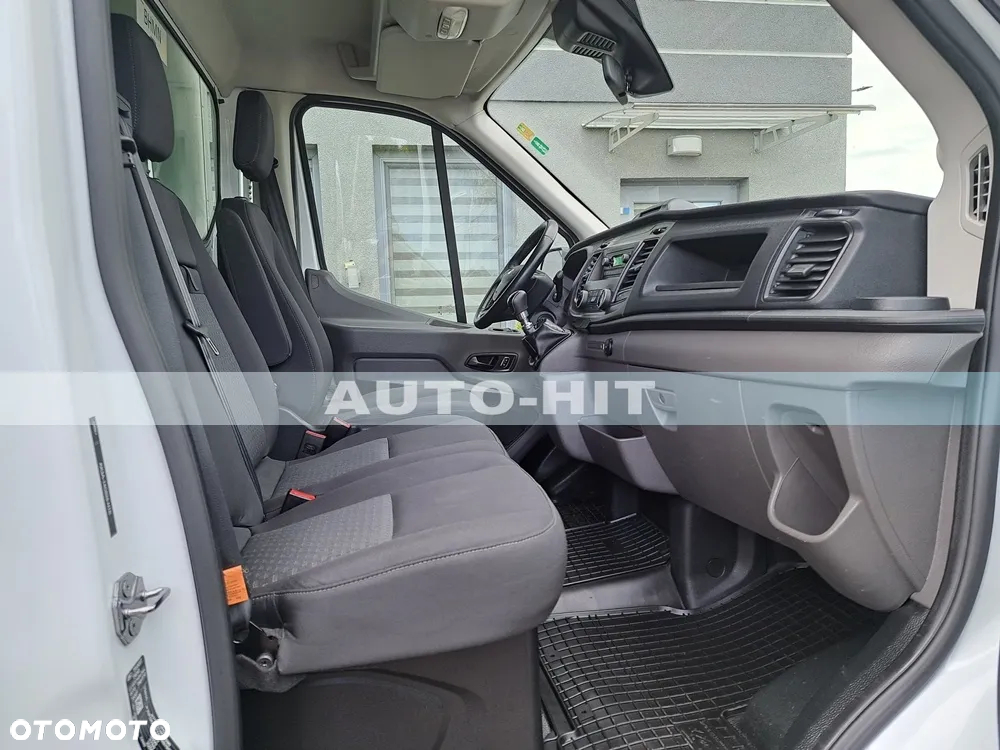 Ford Transit - 18