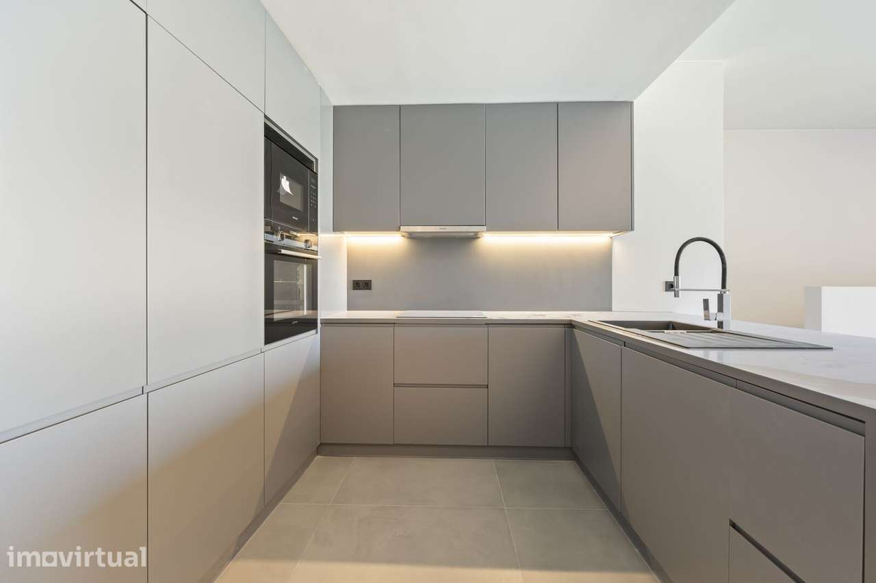 Duplex T2 + 1 no Al Sal Residence, Quebrada Sul, Alcochete - Grande imagem: 3/41