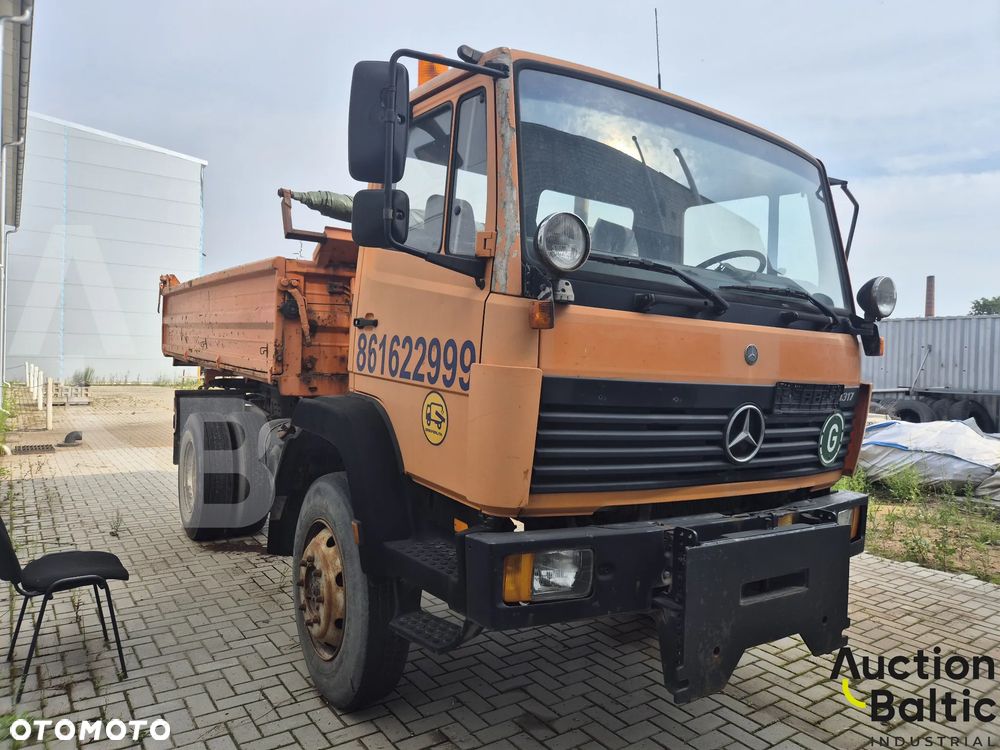 Mercedes-Benz 1317 - 2