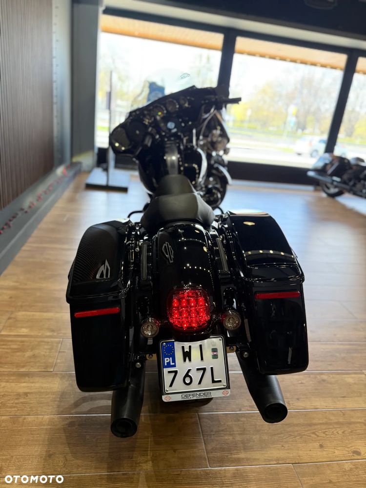 Harley-Davidson Touring Street Glide - 8